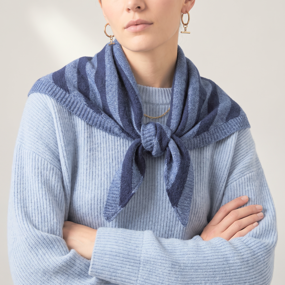 Striped Triangle Heavyweight Scarf in Denim Blue/Navy Blue: One Size