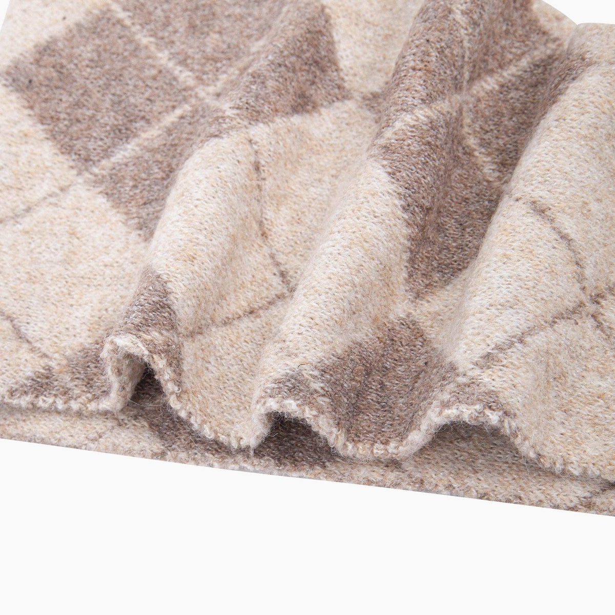 Traditional Check Triangle Heavyweight Scarf in Cream/Beige: One Size