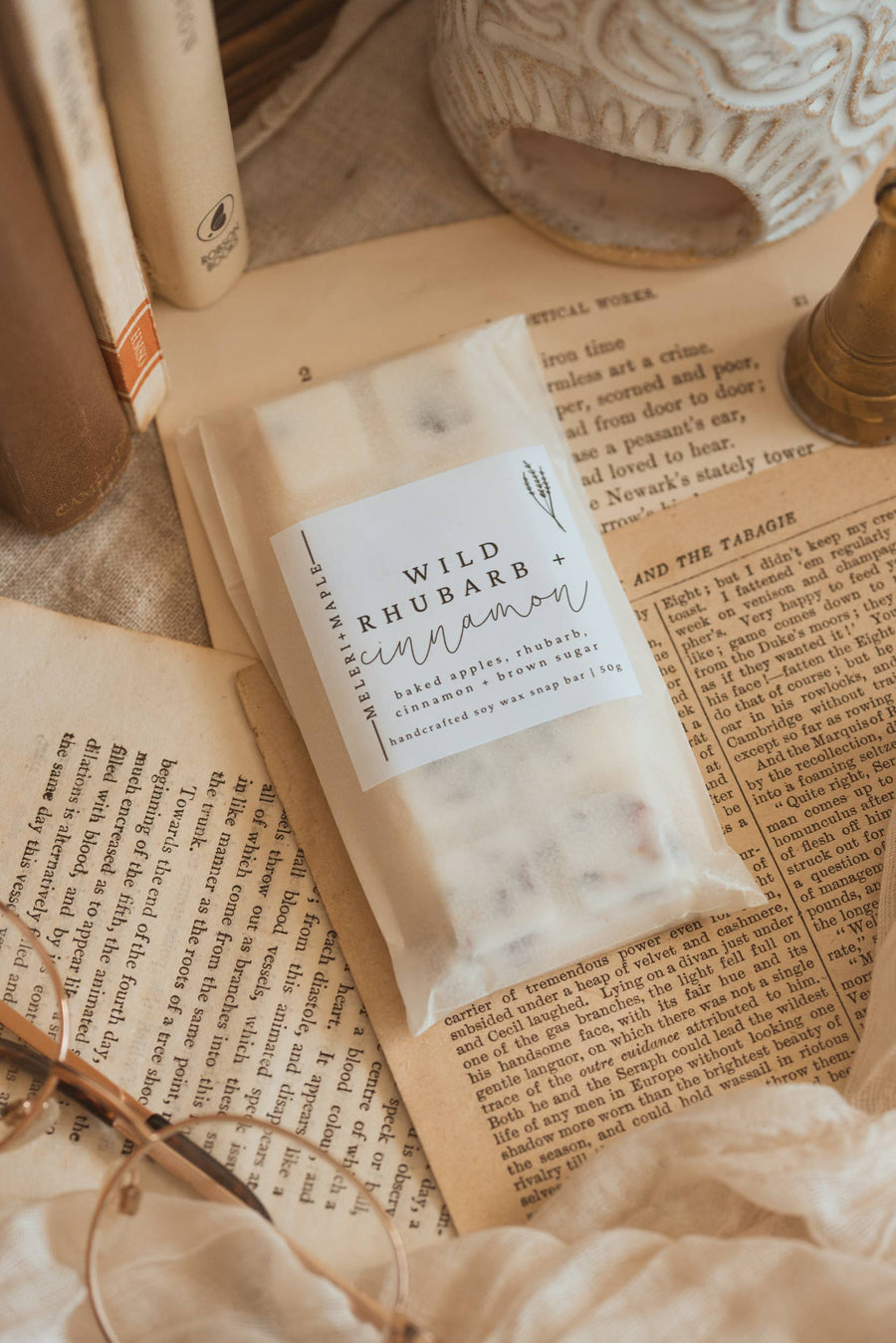 Wild Rhubarb & Cinnamon Scented Snap Bar Wax Melt