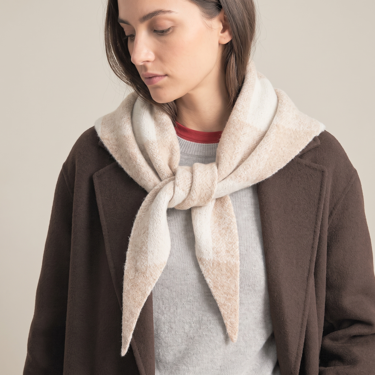 Check Triangle Heavyweight Scarf in Cream: One Size