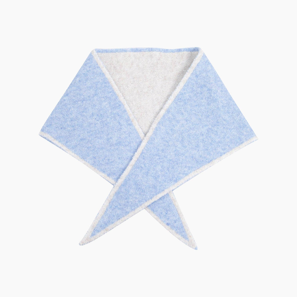 Contrast Trim Triangle Heavyweight Scarf in Light Blue/Cream: One Size